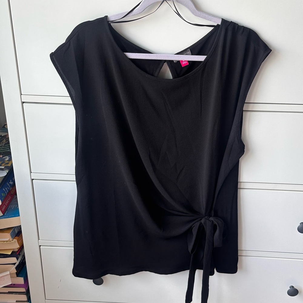 Vince Camuto Elegant Black Women's Top